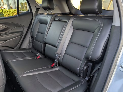 Used 2024 GMC Terrain SLT image 26