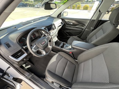 Used 2024 GMC Terrain SLE image 14