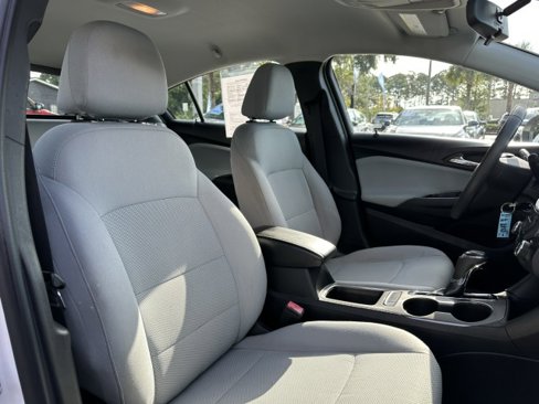 Used 2019 Chevrolet Cruze LS image 25