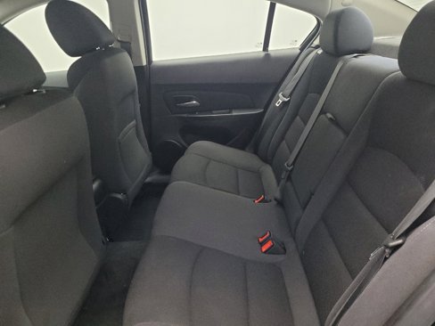 Used 2016 Chevrolet Cruze LT image 18