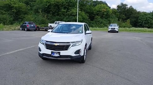 Used 2024 Chevrolet Equinox LT image 3