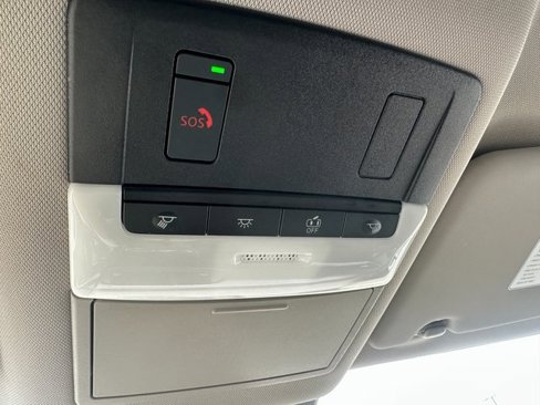 Used 2023 Nissan Rogue SV image 28