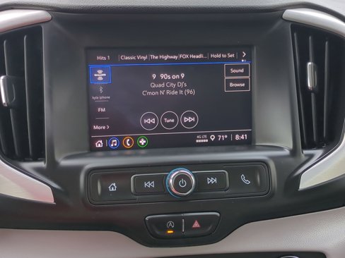 Used 2023 GMC Terrain SLE w/ Driver Convenience Package image 25