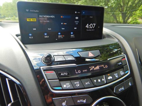 Used 2023 Acura RDX SH-AWD image 5