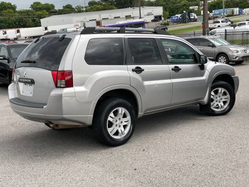Used 2008 Mitsubishi Endeavor LS image 12