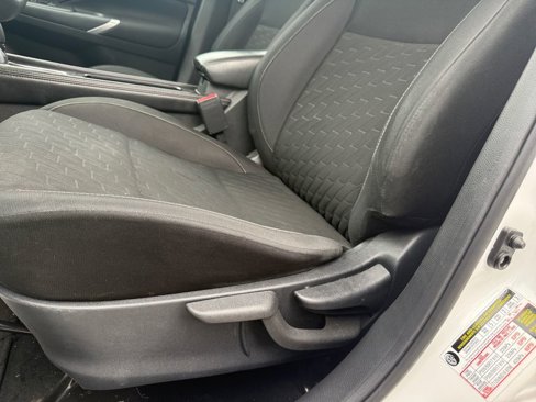 Used 2021 Nissan Kicks SV image 18
