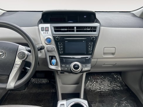 Used 2015 Toyota Prius V Three image 11