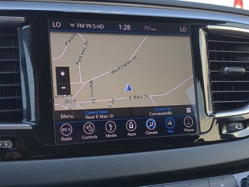 Used 2018 Chrysler Pacifica Touring-L Plus image 20
