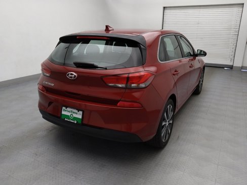 Used 2018 Hyundai Elantra GT image 7