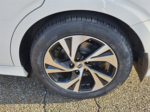 Used 2022 Subaru Legacy image 25