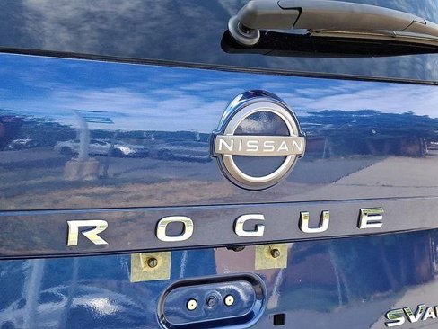 Used 2022 Nissan Rogue SV w/ SV Premium Package image 30