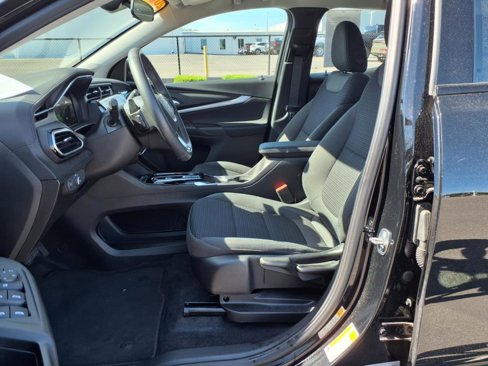 Used 2023 Chevrolet Bolt EUV LT image 9