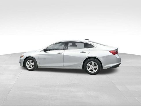 Used 2019 Chevrolet Malibu LS image 3