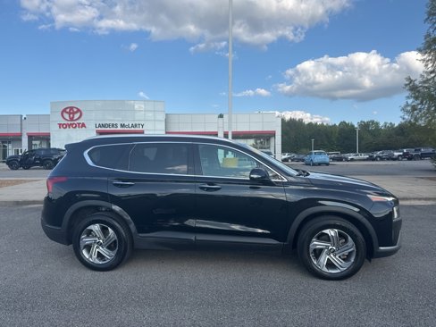 Used 2023 Hyundai Santa Fe SEL image 2