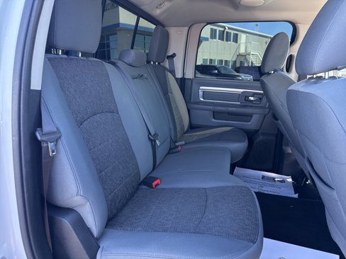 Used 2015 RAM 3500 SLT w/ Luxury Group image 40