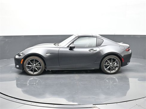 Used 2020 MAZDA MX-5 Miata RF Grand Touring image 2
