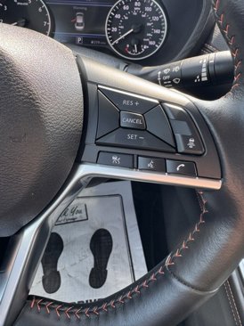 Used 2023 Nissan Sentra SR w/ SR Premium Package image 31