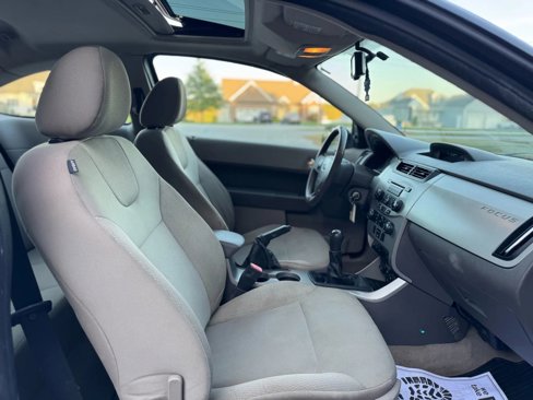 Used 2009 Ford Focus SES image 15