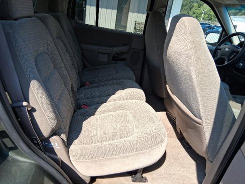 Used 2002 Ford Explorer XLT image 22