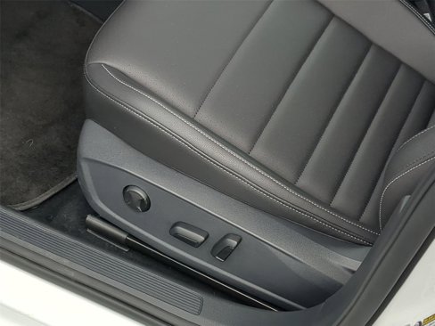 Used 2021 Volkswagen Jetta SE image 13