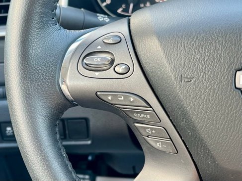 Used 2023 Nissan Murano SV image 22