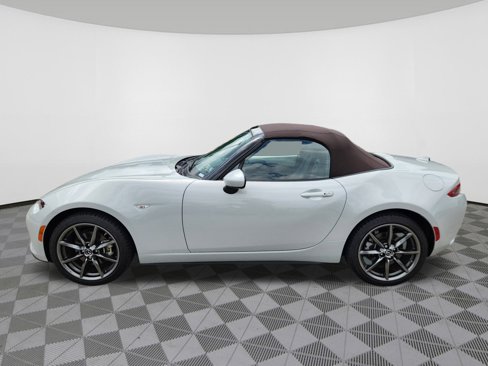 Used 2019 MAZDA MX-5 Miata Grand Touring image 5