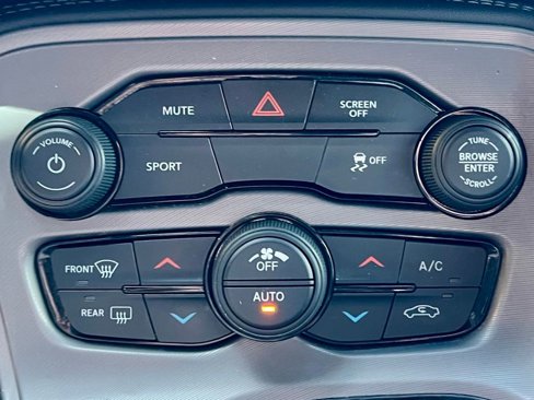 Used 2023 Dodge Challenger SXT image 26