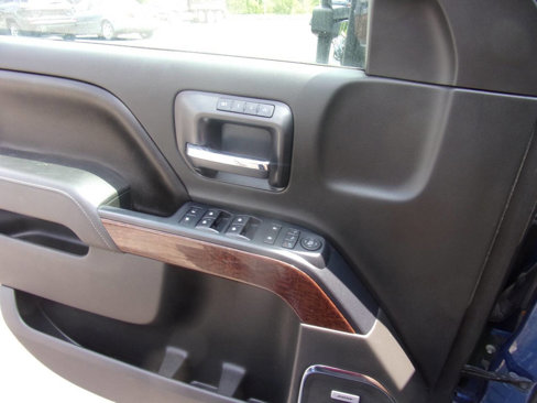 Used 2015 GMC Sierra 1500 SLT w/ SLT Crew Cab Value Package image 28