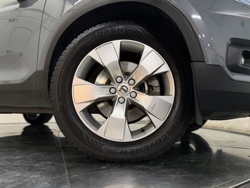 Used 2021 Volvo XC40 T5 Momentum image 29