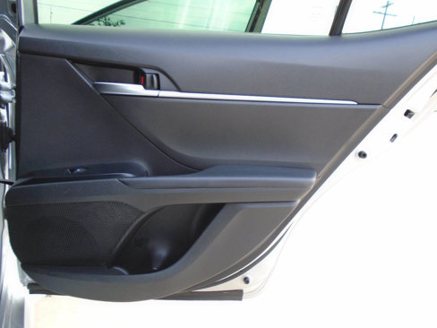 Used 2020 Toyota Camry SE image 30