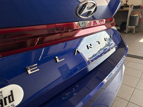Used 2021 Hyundai Elantra SEL w/ Cargo Package image 38