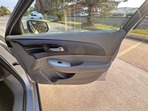 Used 2015 Chevrolet Malibu LS image 16