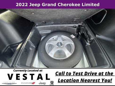 Used 2022 Jeep Grand Cherokee Limited image 11