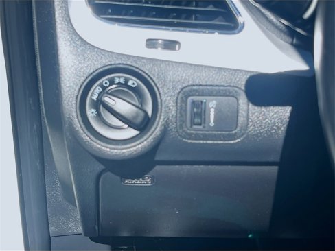 Used 2018 Dodge Journey SE w/ Popular Equipment Group image 17