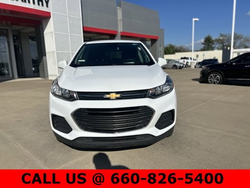 Used 2020 Chevrolet Trax LS w/ Tint and Cruise Package image 3