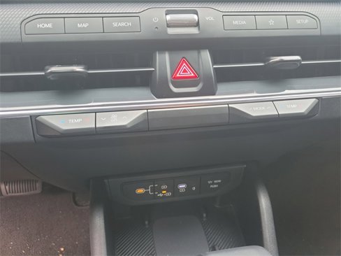 Certified 2025 Kia K4 GT-Line image 25