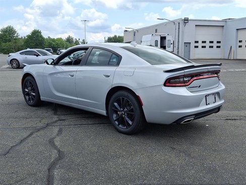 Used 2023 Dodge Charger SXT w/ Blacktop Package image 4