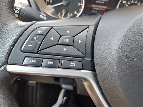 Used 2024 Nissan Altima 2.5 SV image 21