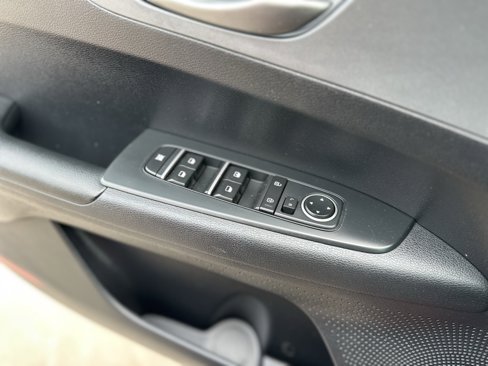 Used 2021 Kia Forte LXS image 29