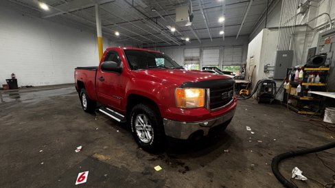 Used 2008 GMC Sierra 1500 SLE w/ Z71 Off-Road Package image 3