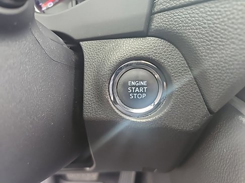 Used 2020 Toyota RAV4 XLE image 23