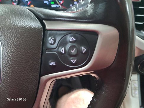 Used 2017 GMC Acadia Denali image 37