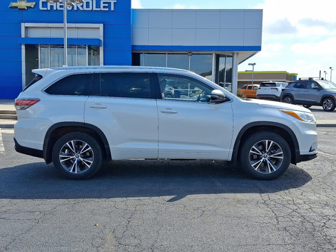 Used 2016 Toyota Highlander XLE image 7