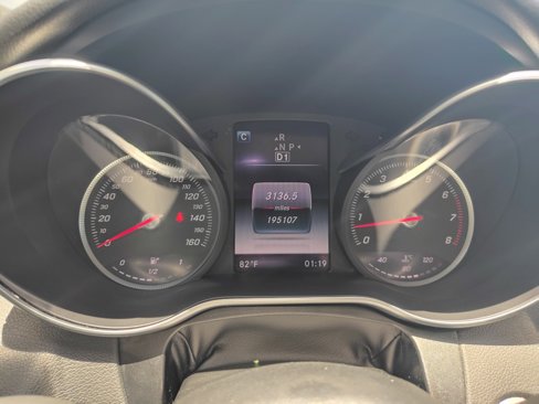 Used 2015 Mercedes-Benz C 300 Sedan image 13