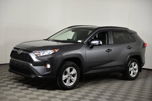 Used 2021 Toyota RAV4 XLE image 2