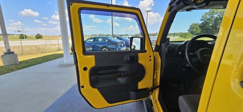 Used 2009 Jeep Wrangler X image 12