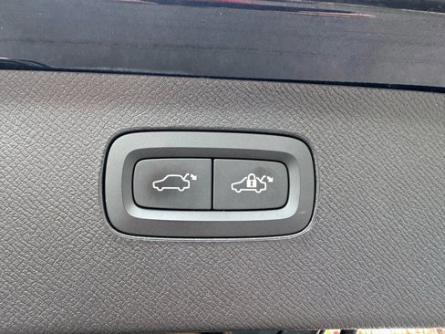 Used 2019 Volvo XC90 T6 Inscription w/ Advanced Package image 37