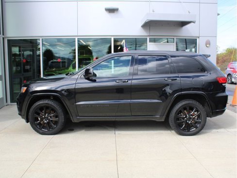 Certified 2020 Jeep Grand Cherokee Altitude image 6