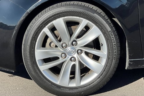 Used 2016 Buick Regal image 43