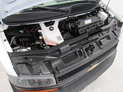 Used 2020 Chevrolet Express 2500 w/ Driver Convenience Package image 30